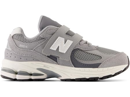 用New Balance 2002 Alternative Closure Sneakers Steel提升您的鞋履收藏 Cheap